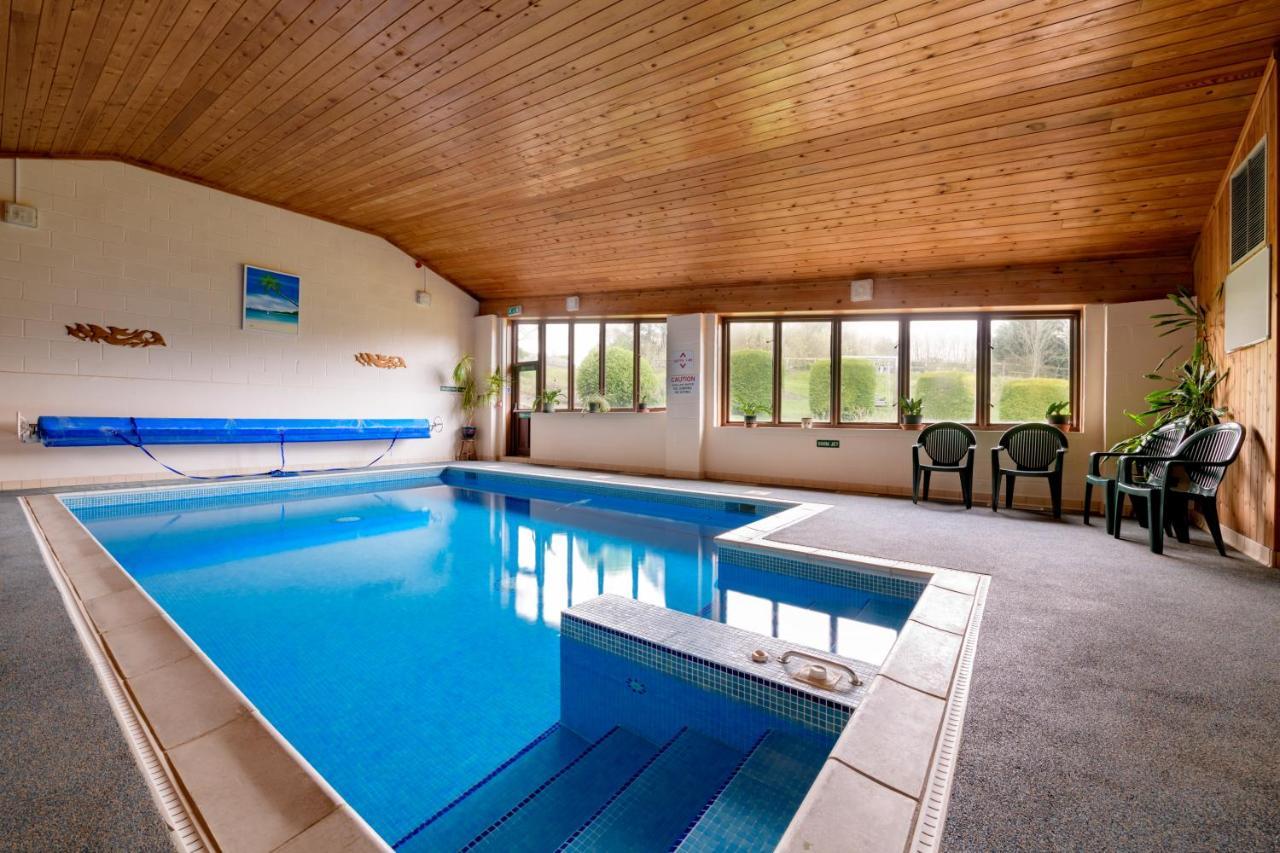 Luccombe Farm Holiday Cottages Milton Abbas Exterior photo