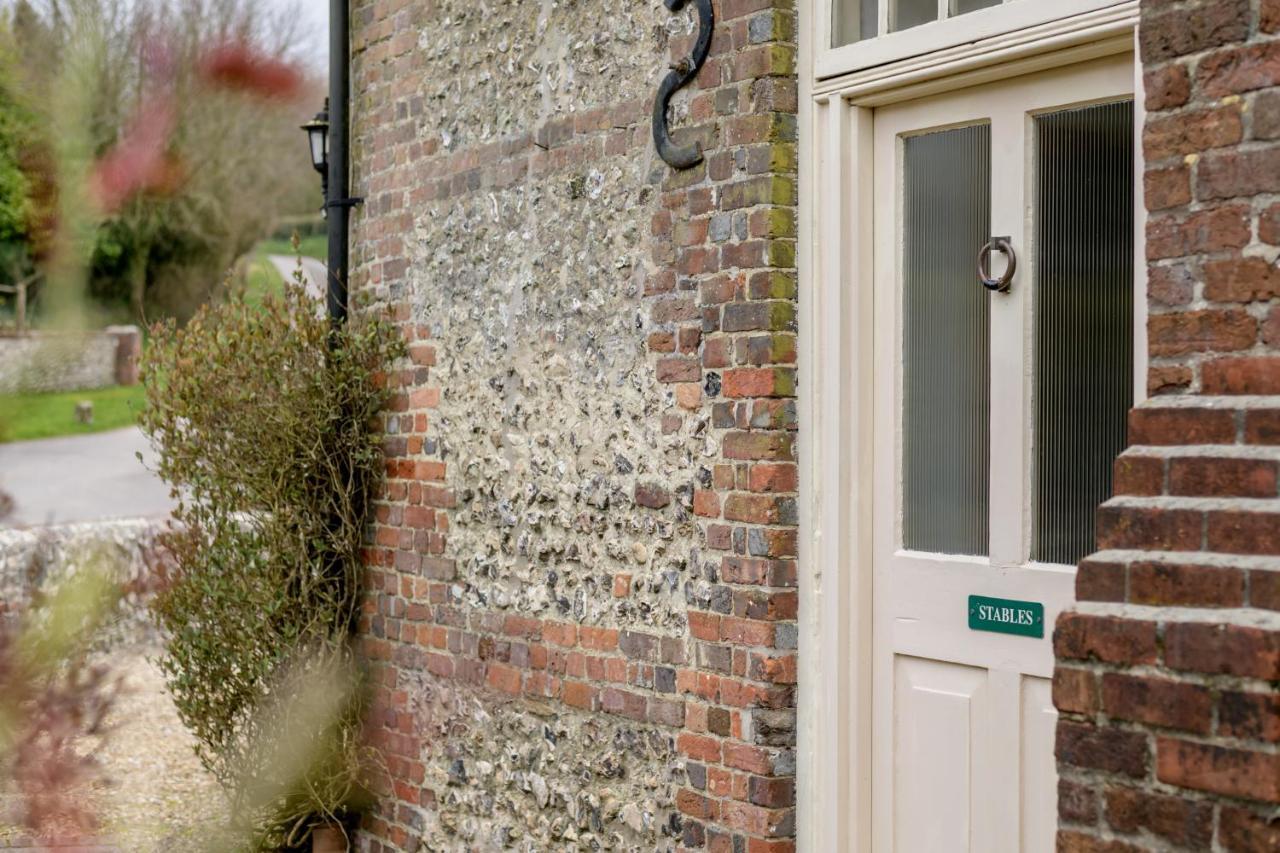 Luccombe Farm Holiday Cottages Milton Abbas Exterior photo