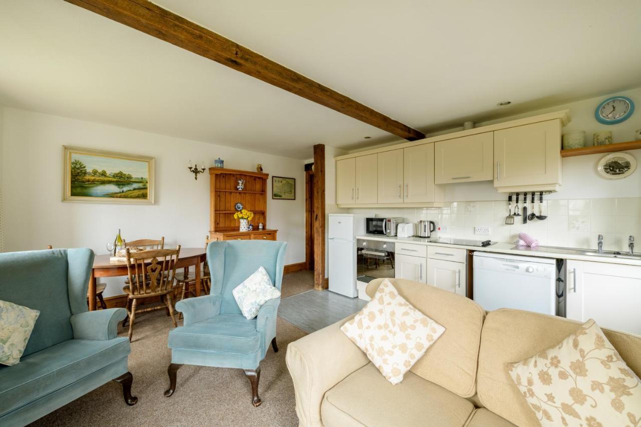 Luccombe Farm Holiday Cottages Milton Abbas Exterior photo