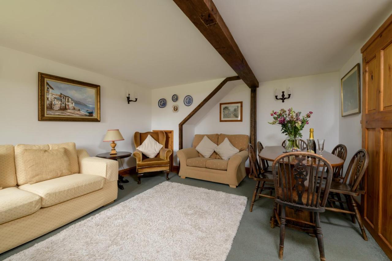 Luccombe Farm Holiday Cottages Milton Abbas Exterior photo